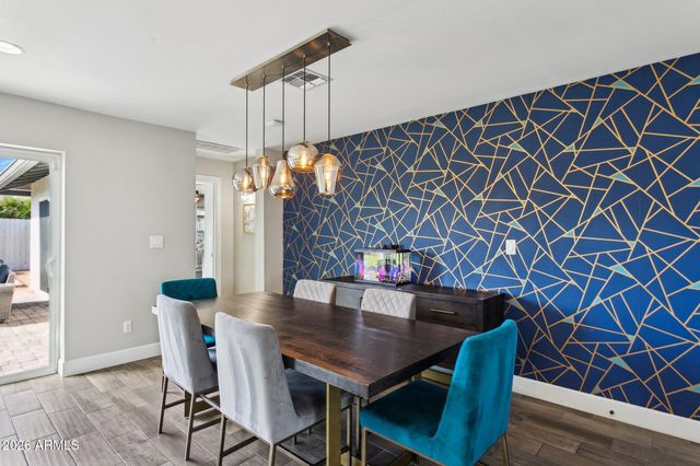 6431 E Sheridan Street, Scottsdale, AZ 85257