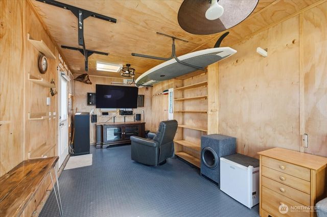 1920 Day Island Boulevard W, University Place, WA 98466