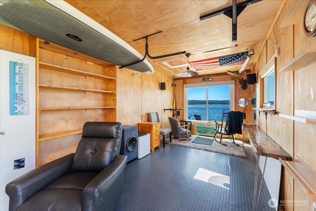 1920 Day Island Boulevard W, University Place, WA 98466