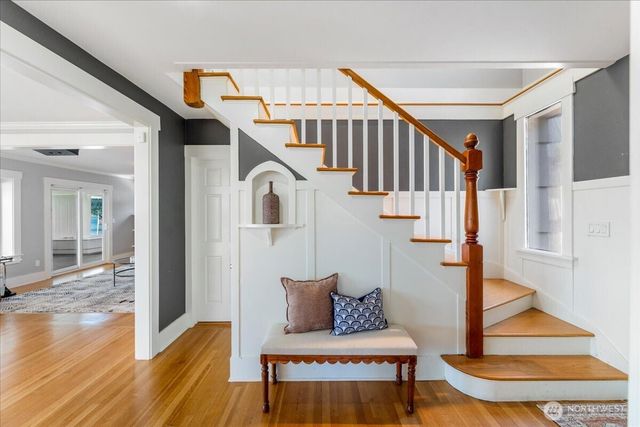 1920 Day Island Boulevard W, University Place, WA 98466
