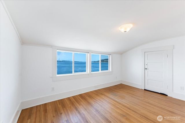 1920 Day Island Boulevard W, University Place, WA 98466