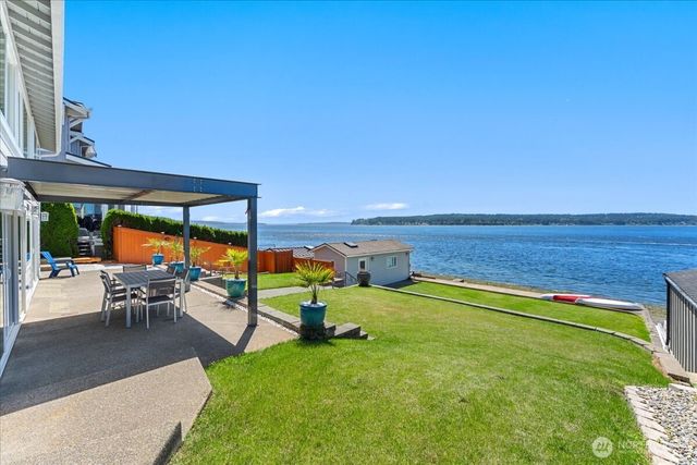 1920 Day Island Boulevard W, University Place, WA 98466