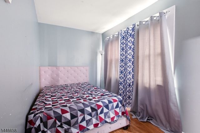 148 Palisade Ave, Garfield City, NJ 07026