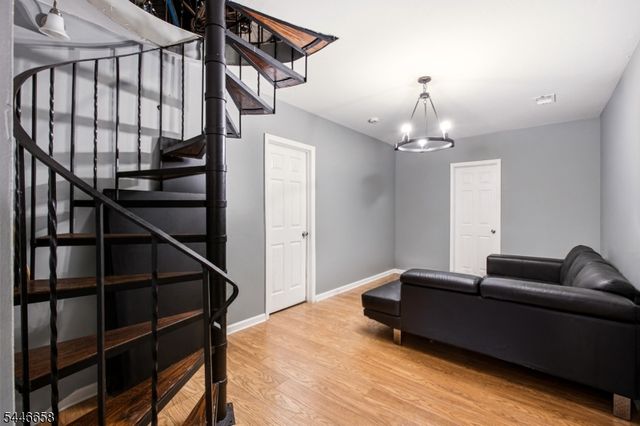 148 Palisade Ave, Garfield City, NJ 07026