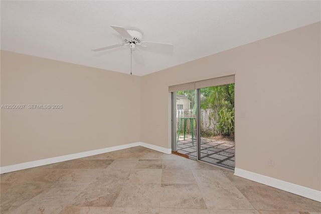 9852 NW 9th Ct, Plantation, FL 33324