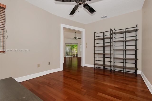 9852 NW 9th Ct, Plantation, FL 33324