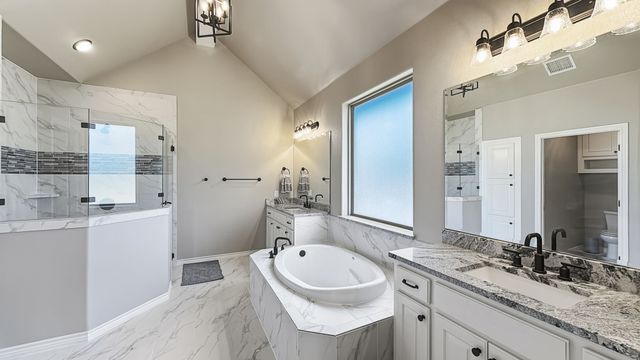 3709 Tremont Lane, Granbury, TX 76049