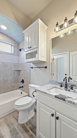 3709 Tremont Lane, Granbury, TX 76049