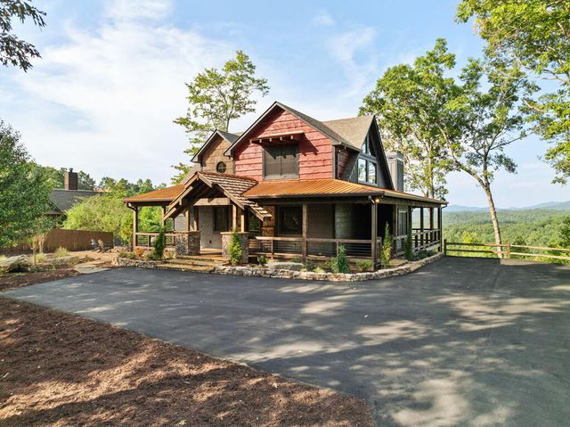 13 Hope Drive, Blue Ridge, GA 30513