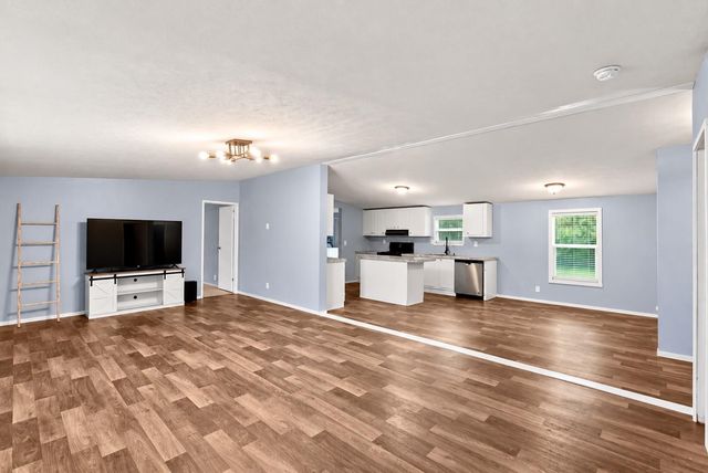 139 Malcom Street, Ames, TX 77575