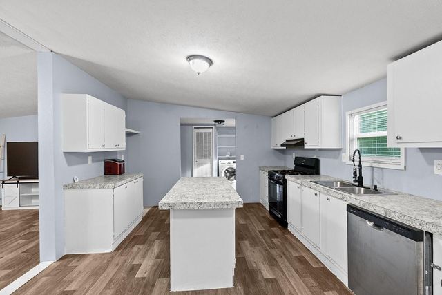 139 Malcom Street, Ames, TX 77575