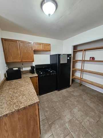 505 9th Street, Monett, MO 65708