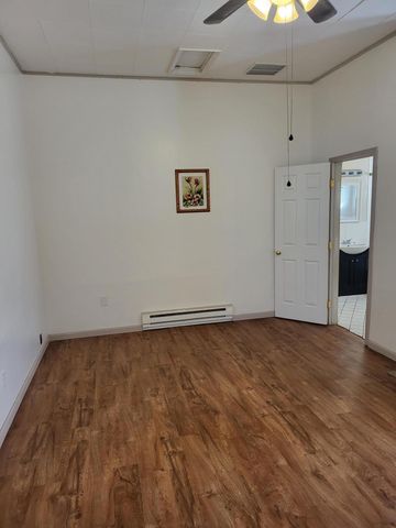 505 9th Street, Monett, MO 65708