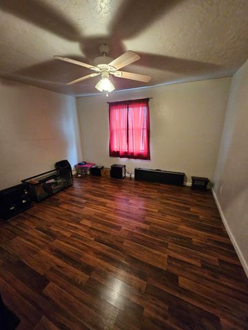 505 9th Street, Monett, MO 65708