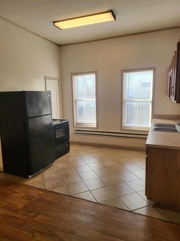 505 9th Street, Monett, MO 65708