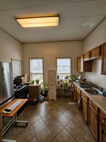 505 9th Street, Monett, MO 65708