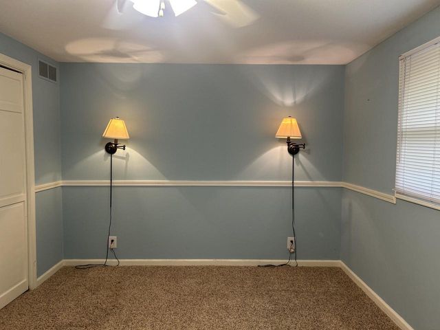 W330N5570 Linden CIRCLE E, Nashotah, WI 53058