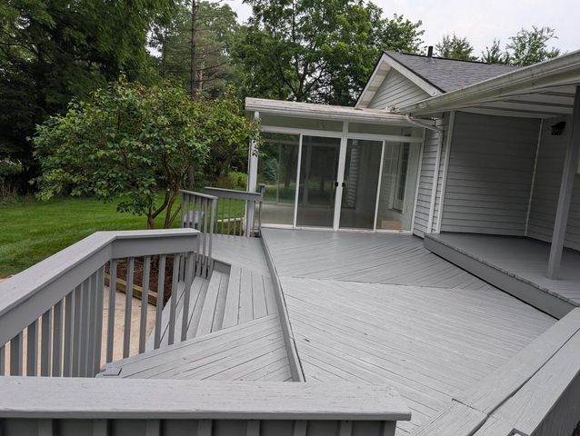 W330N5570 Linden CIRCLE E, Nashotah, WI 53058