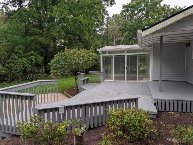 W330N5570 Linden CIRCLE E, Nashotah, WI 53058
