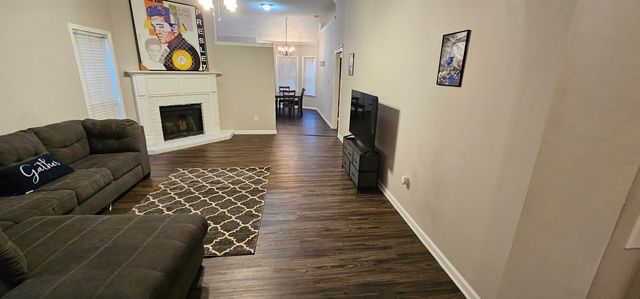 8677 S ASHLEY GLEN CIR, Memphis, TN 38018