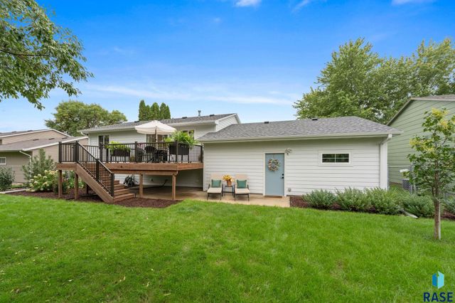 6216 W 61st St Street, Sioux Falls, SD 57106
