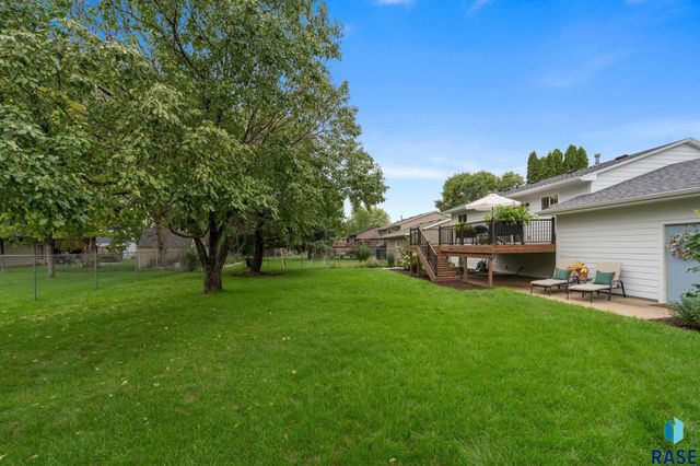 6216 W 61st St Street, Sioux Falls, SD 57106