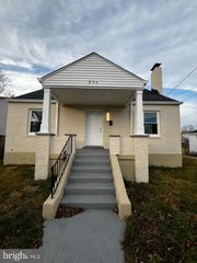 234 SHORT ST, Front Royal, VA 22630