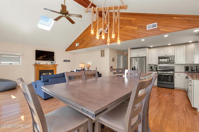 33 W Mullica Road, Little Egg Harbor, NJ 08087