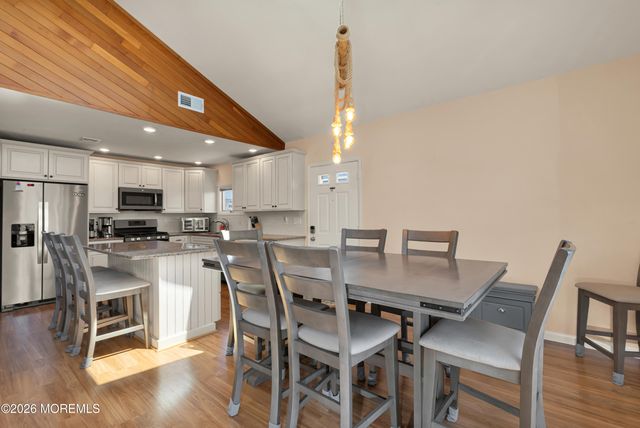 33 W Mullica Road, Little Egg Harbor, NJ 08087