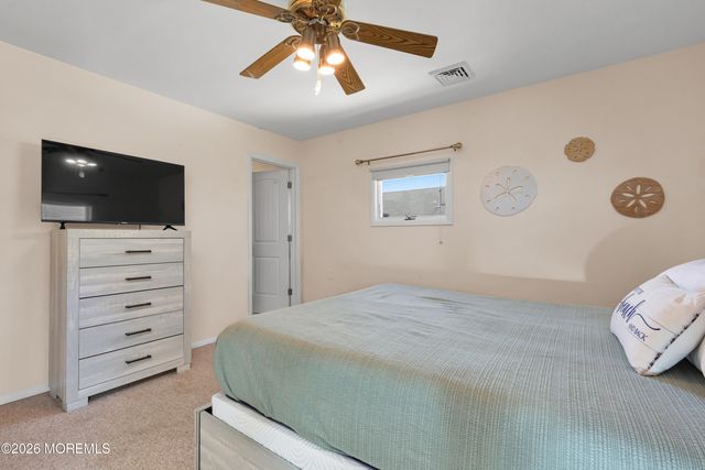 33 W Mullica Road, Little Egg Harbor, NJ 08087