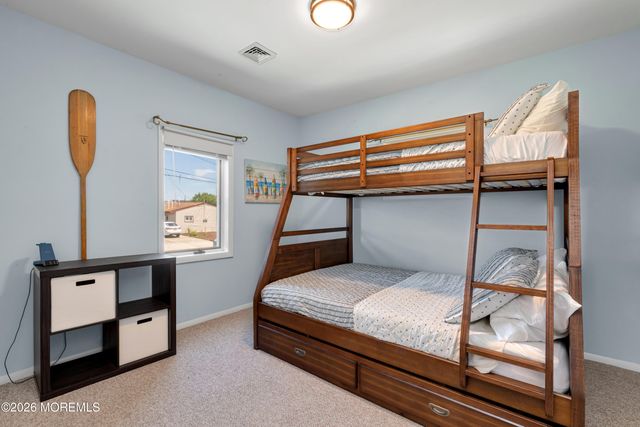 33 W Mullica Road, Little Egg Harbor, NJ 08087