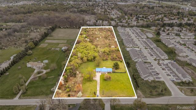 1081 S Gale Road, Davison Township, MI 48423
