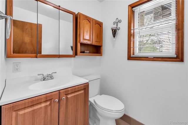 1081 S Gale Road, Davison Township, MI 48423