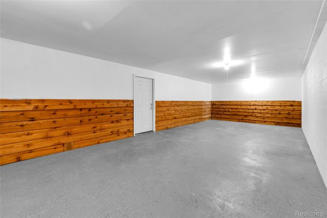 1081 S Gale Road, Davison Township, MI 48423