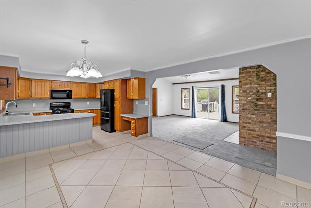 1081 S Gale Road, Davison Township, MI 48423
