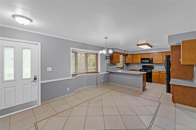 1081 S Gale Road, Davison Township, MI 48423