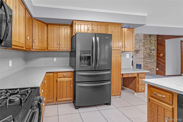 1081 S Gale Road, Davison Township, MI 48423
