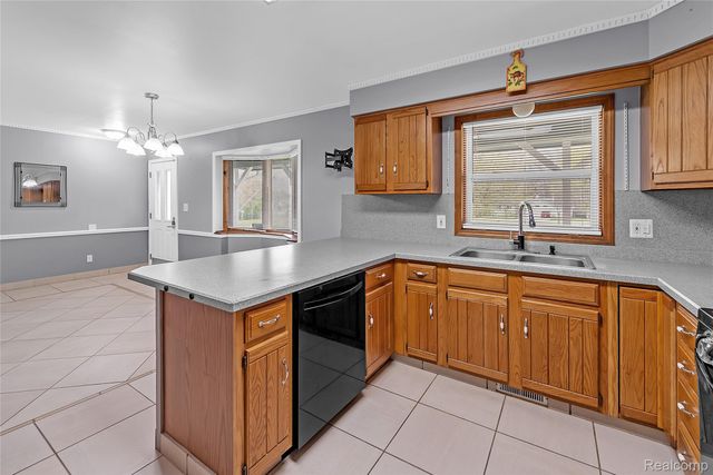 1081 S Gale Road, Davison Township, MI 48423