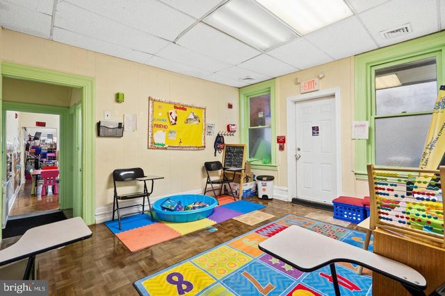 4830 LONGSHORE AVE, Philadelphia, PA 19135