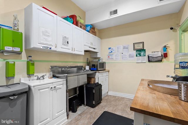 4830 LONGSHORE AVE, Philadelphia, PA 19135