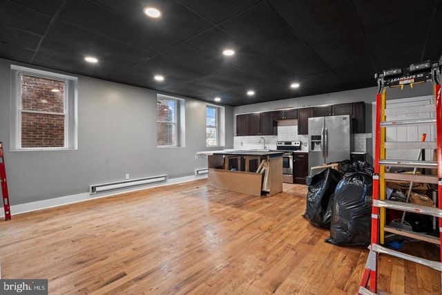 4830 LONGSHORE AVE, Philadelphia, PA 19135