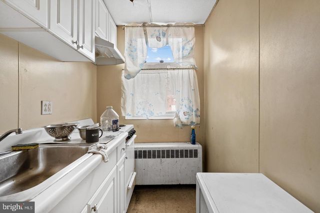 4830 LONGSHORE AVE, Philadelphia, PA 19135