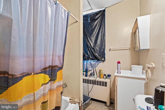 4830 LONGSHORE AVE, Philadelphia, PA 19135