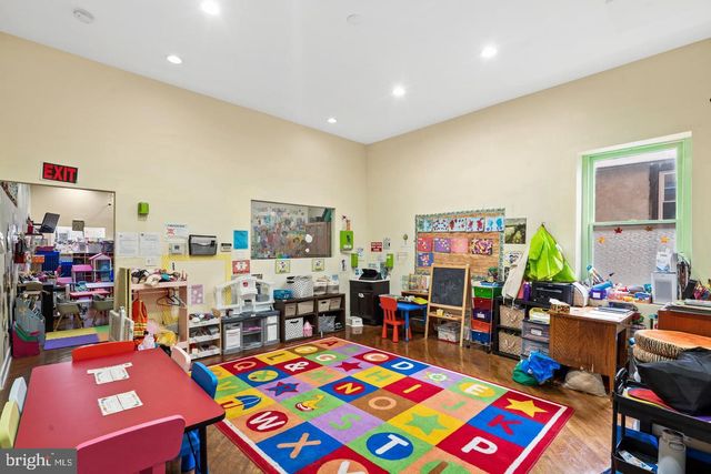 4830 LONGSHORE AVE, Philadelphia, PA 19135