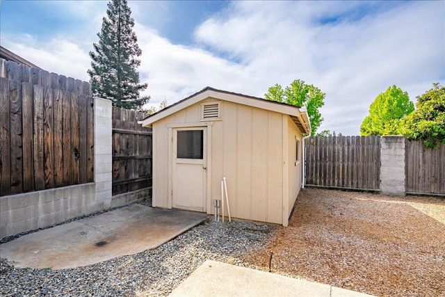 3608 Mountain View Dr, Rocklin, CA 95677