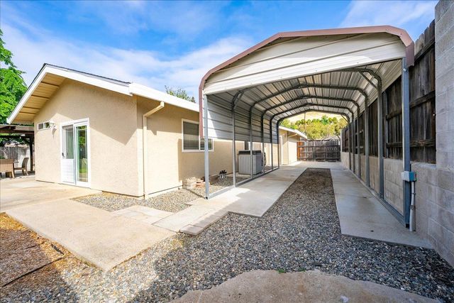 3608 Mountain View Dr, Rocklin, CA 95677