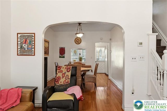 738 S 8th st, Allentown City, PA 18103