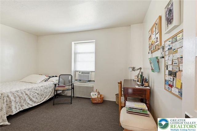 738 S 8th st, Allentown City, PA 18103