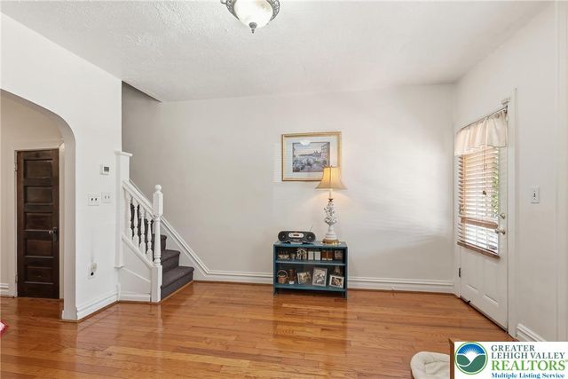 738 S 8th st, Allentown City, PA 18103