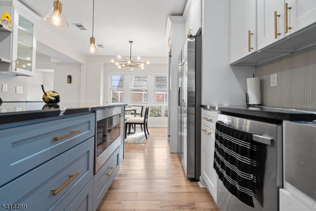 266 Elm Ave, Teaneck Twp., NJ 07666